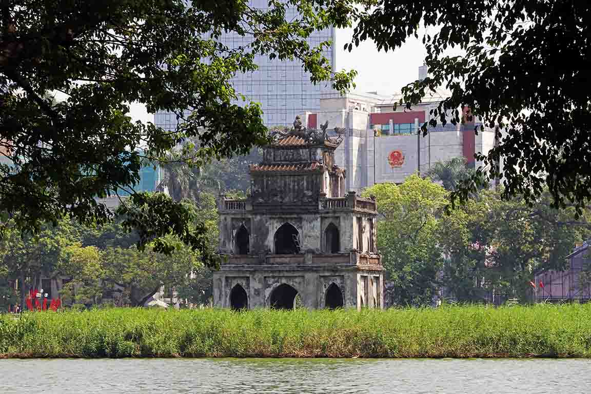 Hà Nội luôn là nguồn cảm hứng bất tận của văn nghệ sĩ. Ảnh: Tô Thế.