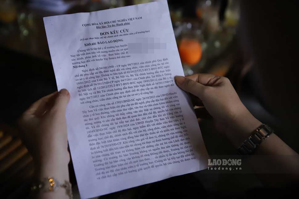 Đơn kêu cứu của tập thể NVYTTH. Ảnh: Phương Thảo