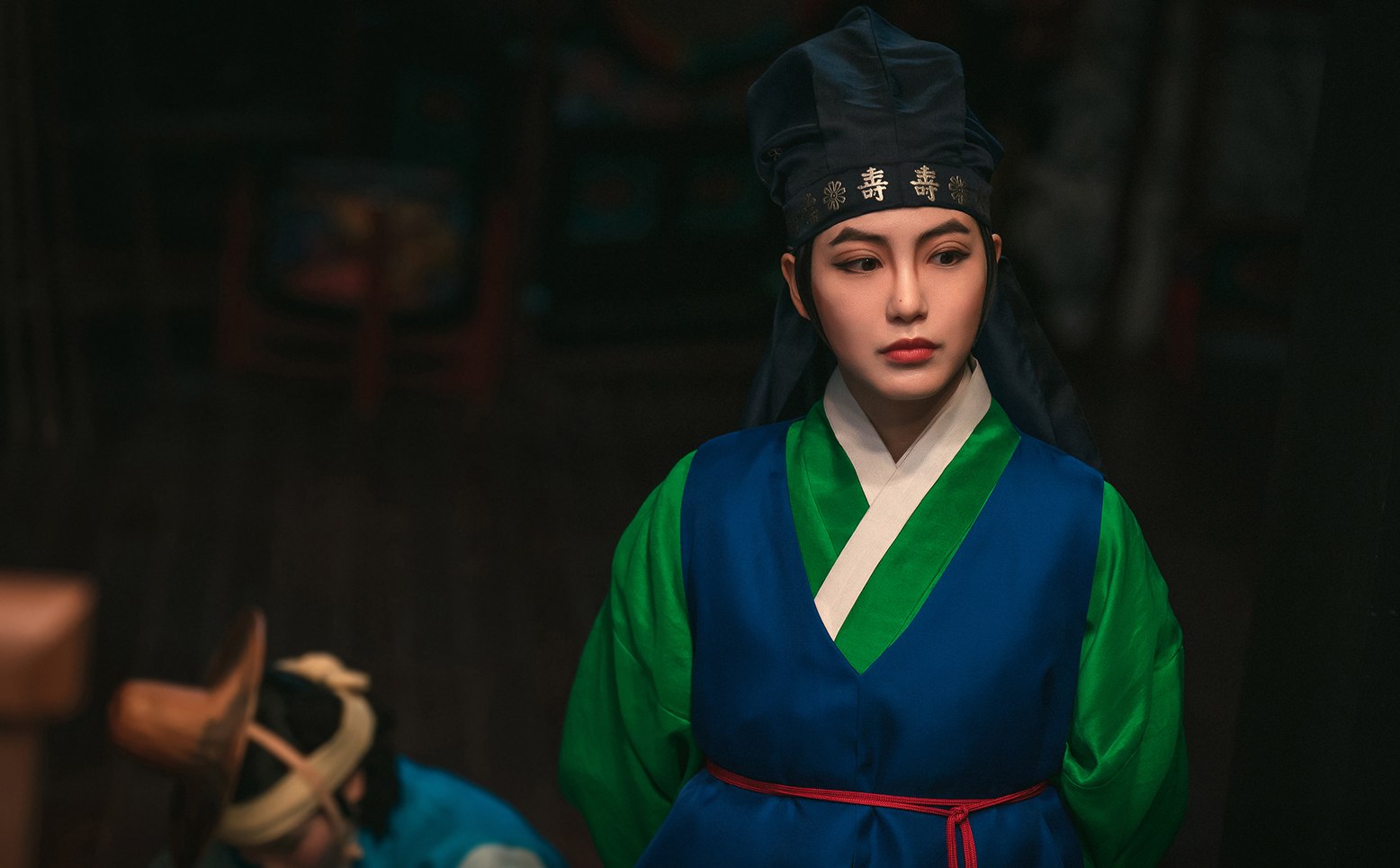 Trong khi bạn diễn Shin Ye Eun