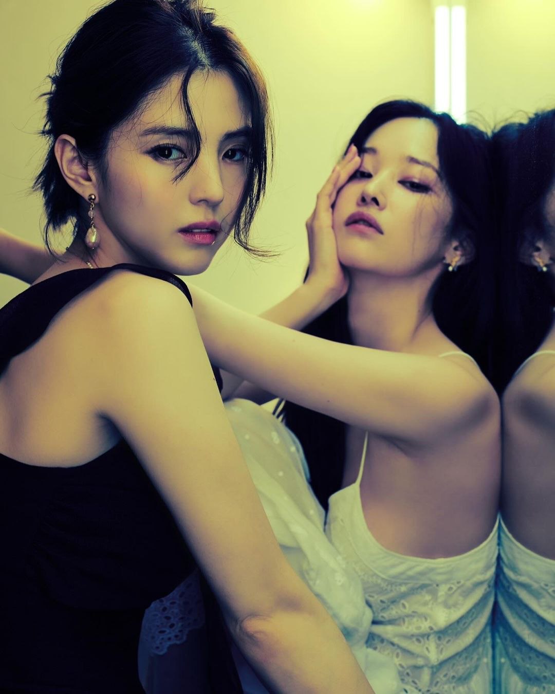 Han So Hee thực chất hơn Jeon Jong Seo 1 tuổi. Ảnh: Instagram