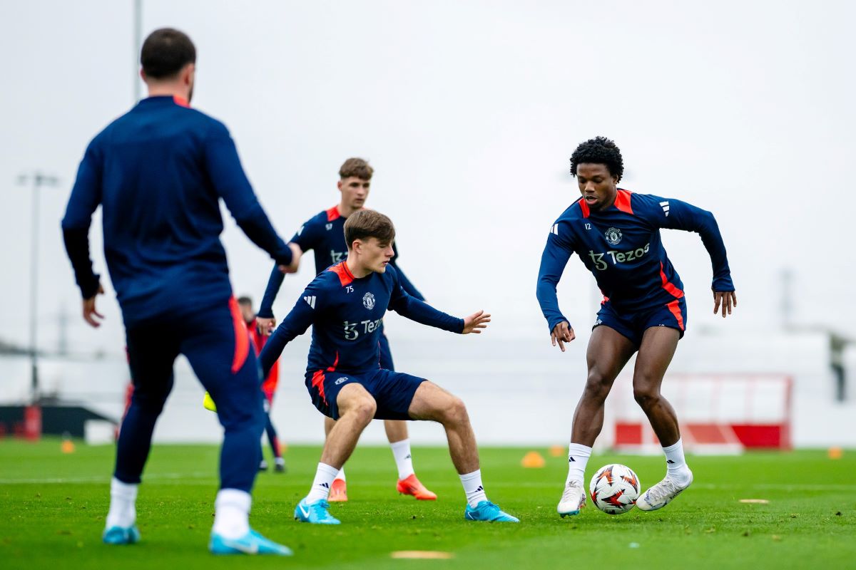 Man United đón chào sự trở lại của nhiều cầu thủ ở trận gặp PAOK. Ảnh: Man United