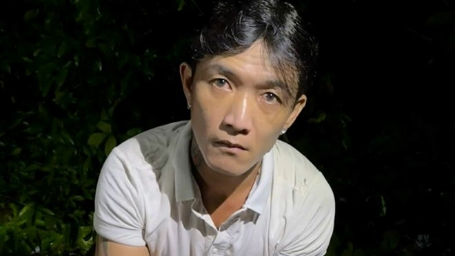 Bị kiểm tra, thanh niên ngậm ma túy trong miệng che giấu