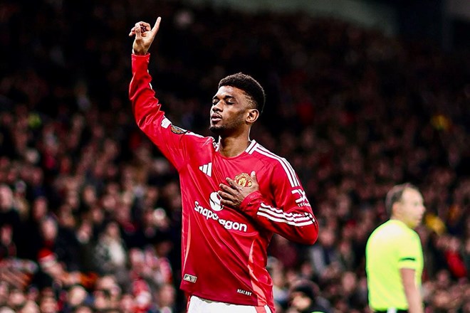 Amad Diallo tỏa sáng, Man United thắng dễ ở Europa League