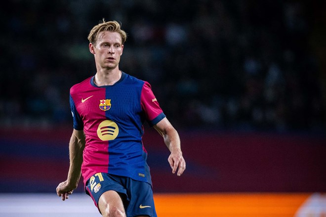 Dấu hỏi lớn về tương lai Frenkie de Jong tại Barcelona
