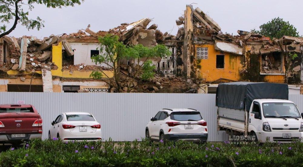 Kết quả kiểm định 3 dãy nhà này thuộc cấp độ C, D (cấp độ nguy hiểm do công trình có thể sụp đổ bất cứ lúc nào).