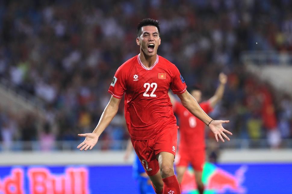 Tiến Linh cần thêm bàn thắng để giải tỏa áp lực. Ảnh: Minh Dân