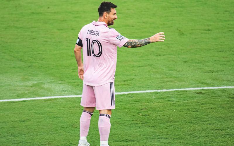 Messi đang là cầu thủ giữ kỷ lục báo áo đấu nhiều nhất trong vòng 24 giờ. Ảnh: Inter Miami