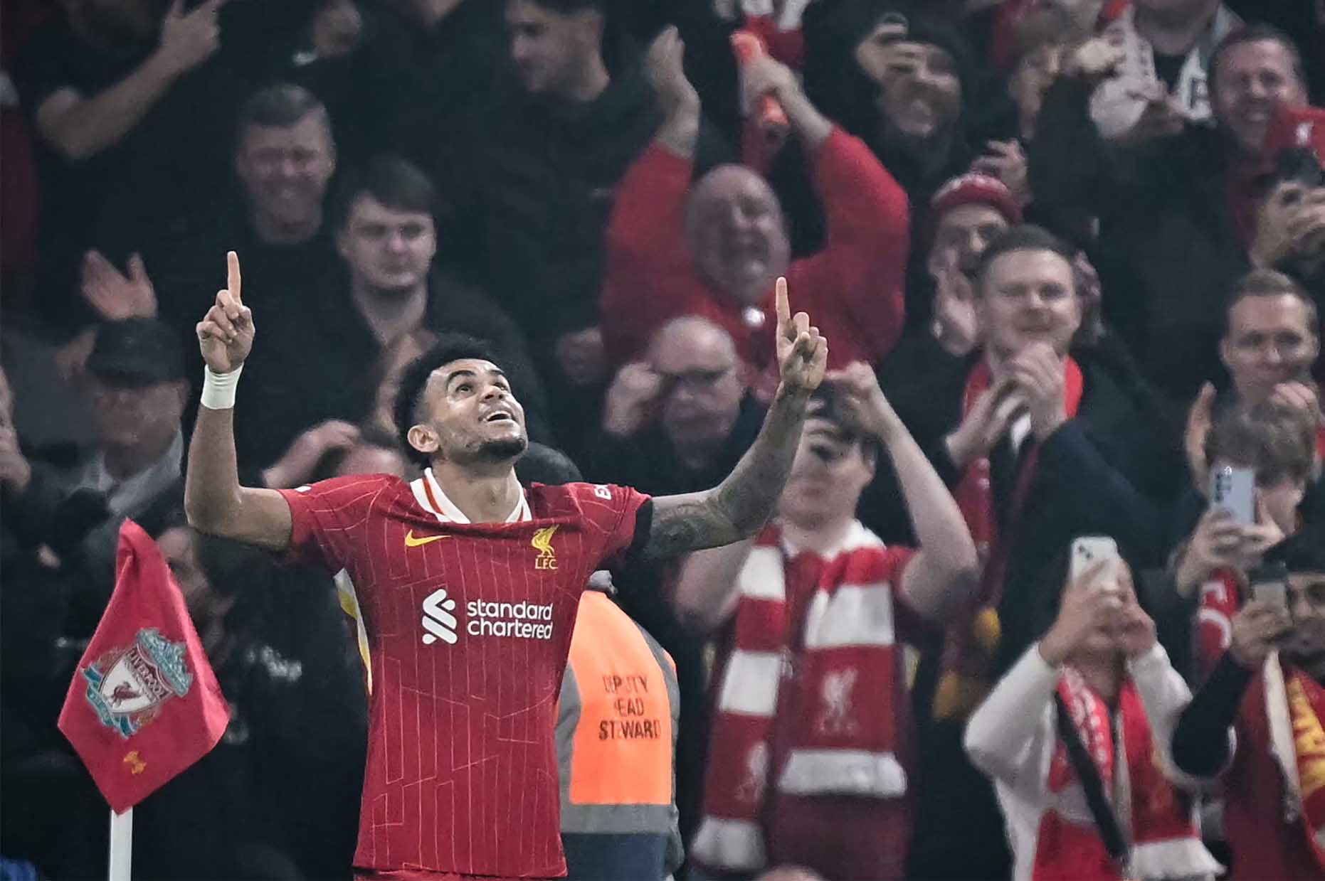 Luis Diaz hiện là ngôi sao không thể thay thế trên hàng công Liverpool hùng mạnh. Ảnh: AFP