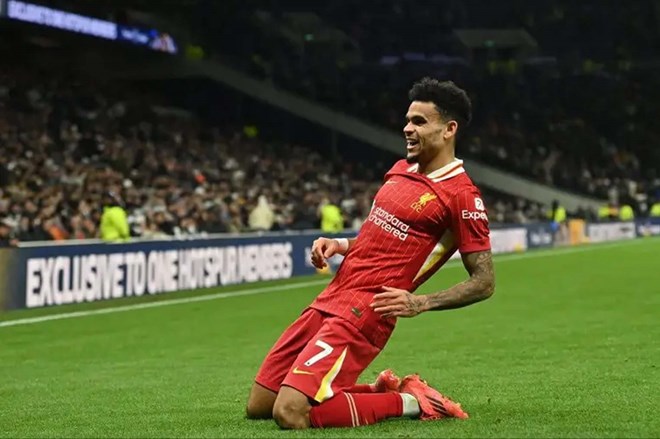 Luis Diaz đá hay, vì sao Liverpool chưa tính chuyện gia hạn?
