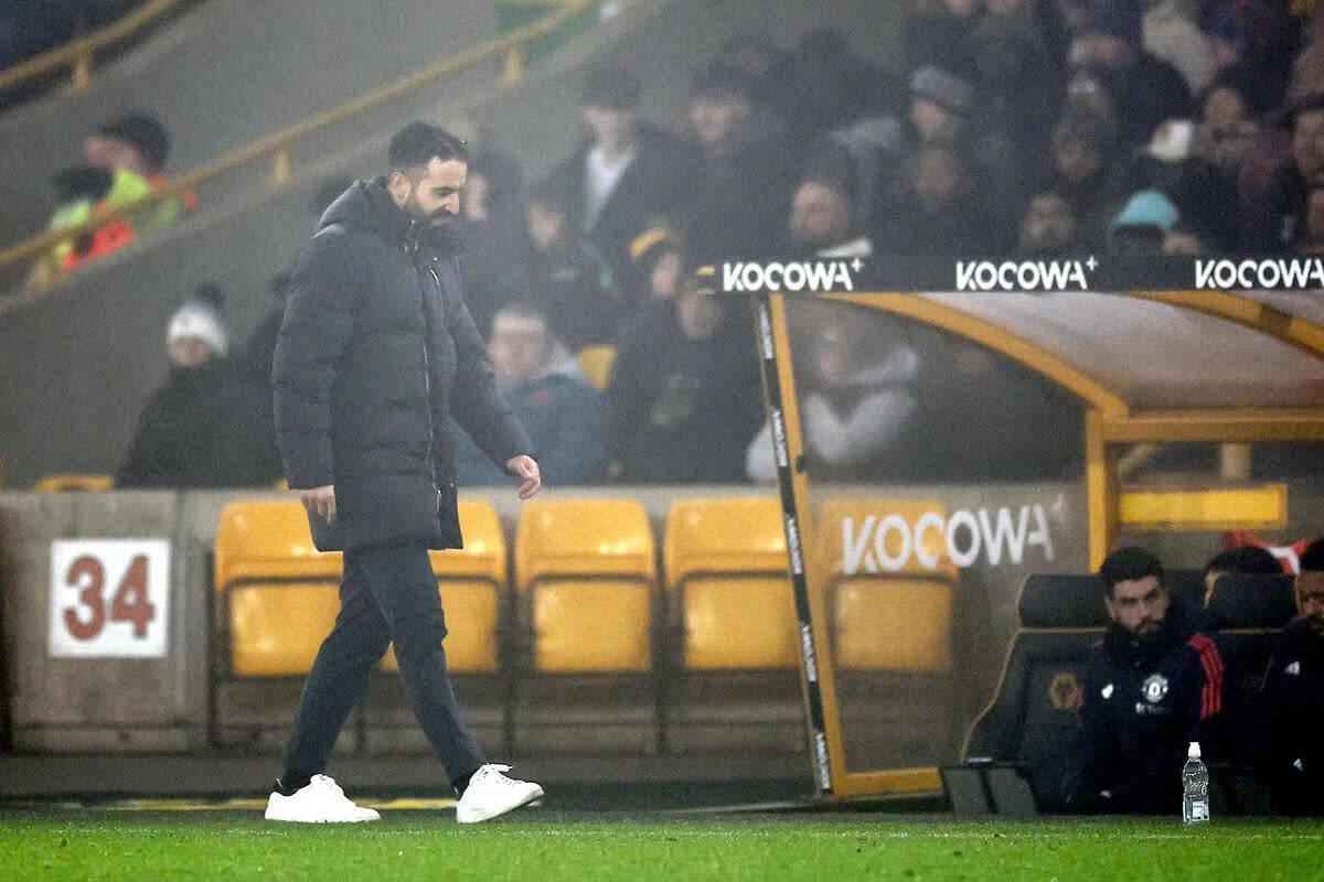 Áp lực đang ngày càng lớn với Amorim.  Ảnh: EPL