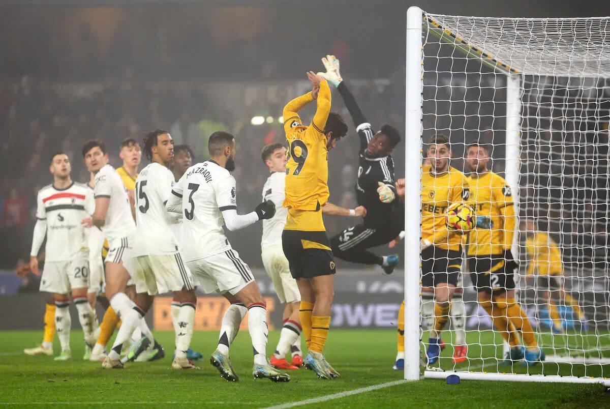 Bàn thắng mở tỉ số của Wolves.  Ảnh: EPL
