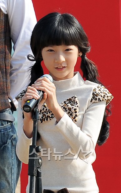 Kim Sae Ron tại buổi ra mắt phim điện ảnh “Barbie” vào tháng 10.2011