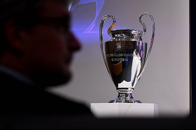 Bốc thăm vòng 1/8 Champions League: Chờ siêu kinh điển