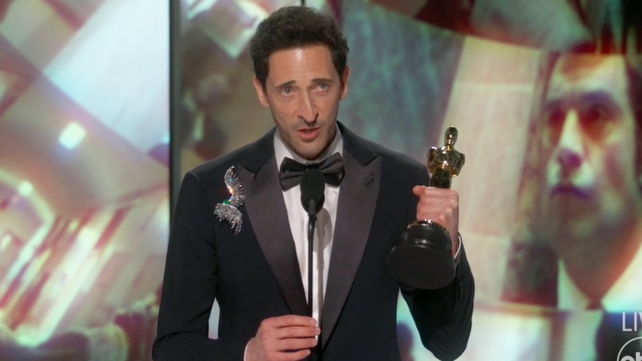 Tài tử Adrien Brody nhận giải Nam chính xuất sắc Oscar lần thứ 2 trong sự nghiệp. Ảnh: ABC Live