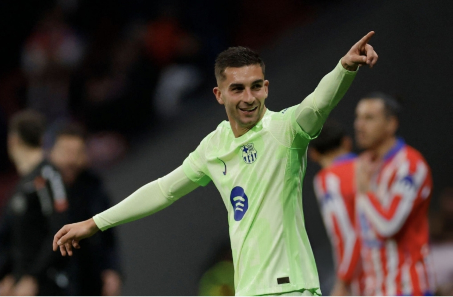 thang nguoc atletico barcelona gianh lai ngoi dau bang xep hang la liga hinh 1