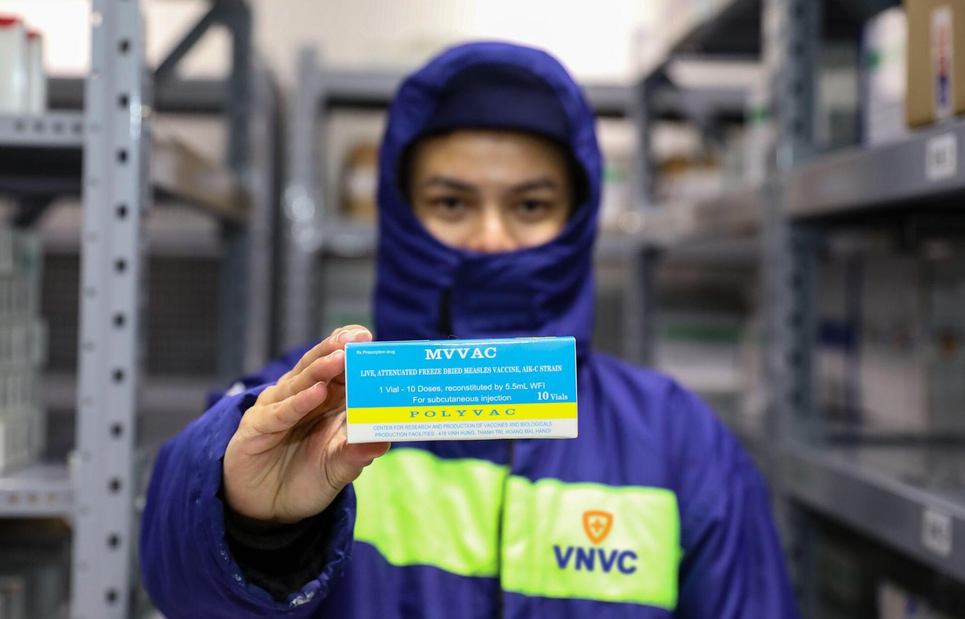 he thong tiem chung vnvc trao tang bo y te 500000 lieu vac xin soi hinh 2