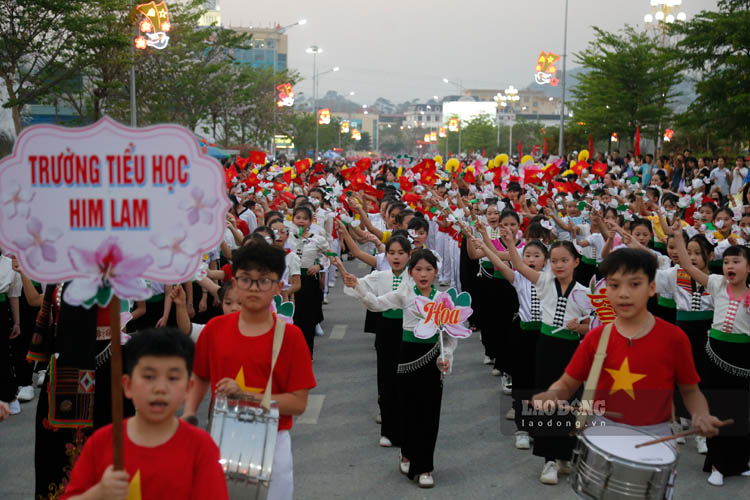 Các em học sinh đến từ 14 trường trên địa bàn TP Điện Biên Phủ.