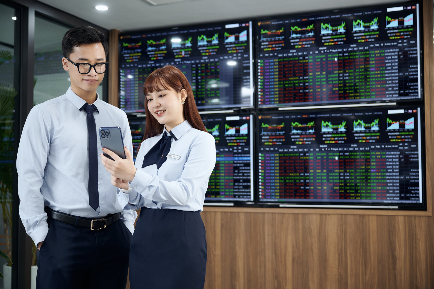 Nhà đầu tư nên tiếp tục quan sát khả năng cân bằng để xác định hướng đi tiếp theo của chỉ số.