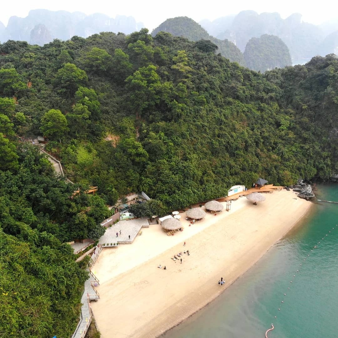 ha long mo them 3 bai tam phuc vu du khach dip he 2025 hinh 1