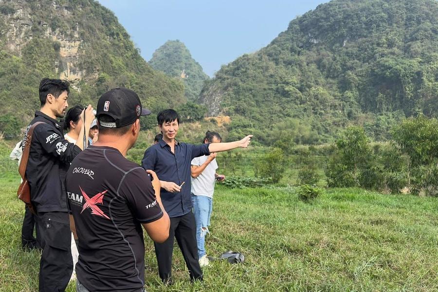giai-bai-toan-phuc-trang-cho-phim-huyen-su-viet-2.jpg