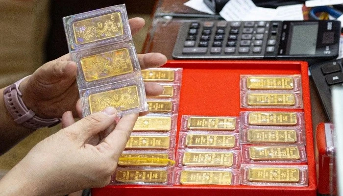 Giá vàng hôm nay 20/5 bất ngờ tăng 800 ngàn đồng/lượng, thế giới tăng mạnh