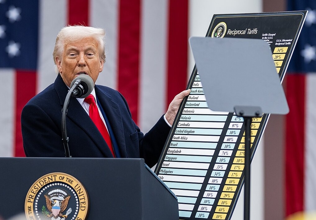 Thue quan Trump