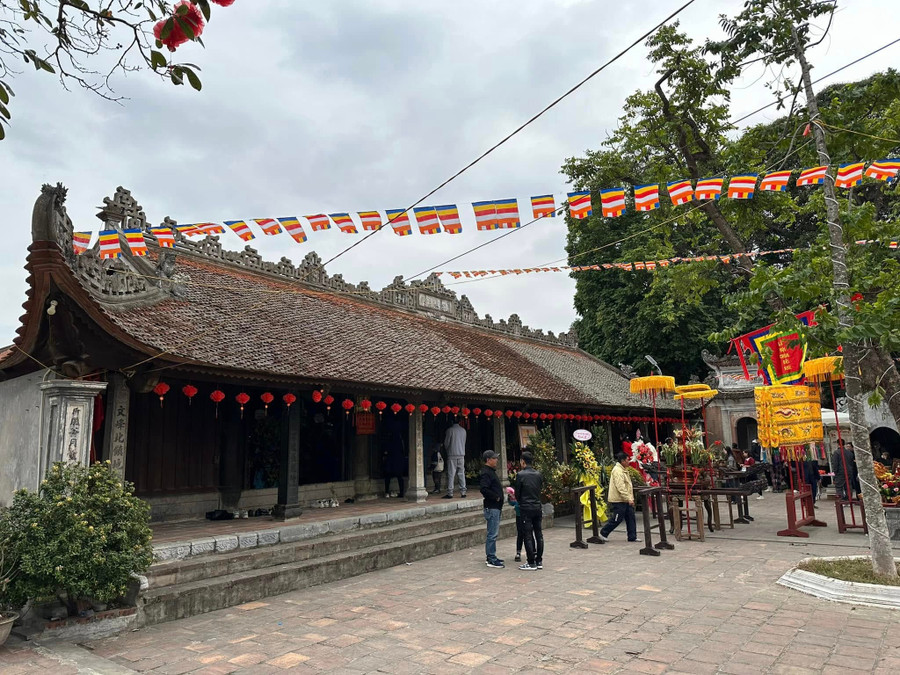 Chùa Bối Khê được xây dựng từ thời Lý - Trần và có liên quan mật thiết tới Đức Thánh Bối Nguyễn Bình An. den-chua-boi-khe-nghe-huyen-tich-la-ve-duc-thanh-boi-2.jpg