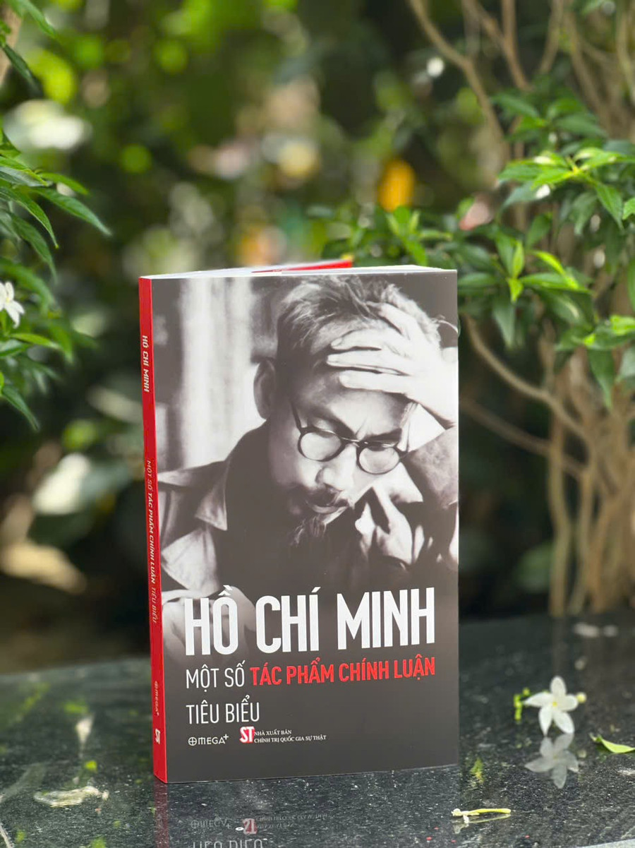 Ấn phẩm “Một số tác phẩm chính luận tiêu biểu của Chủ tịch Hồ Chí Minh" ra mắt bạn đọc nhân kỷ niệm 100 năm Ngày Báo chí cách mạng Việt Nam. bac-ho-1.jpg