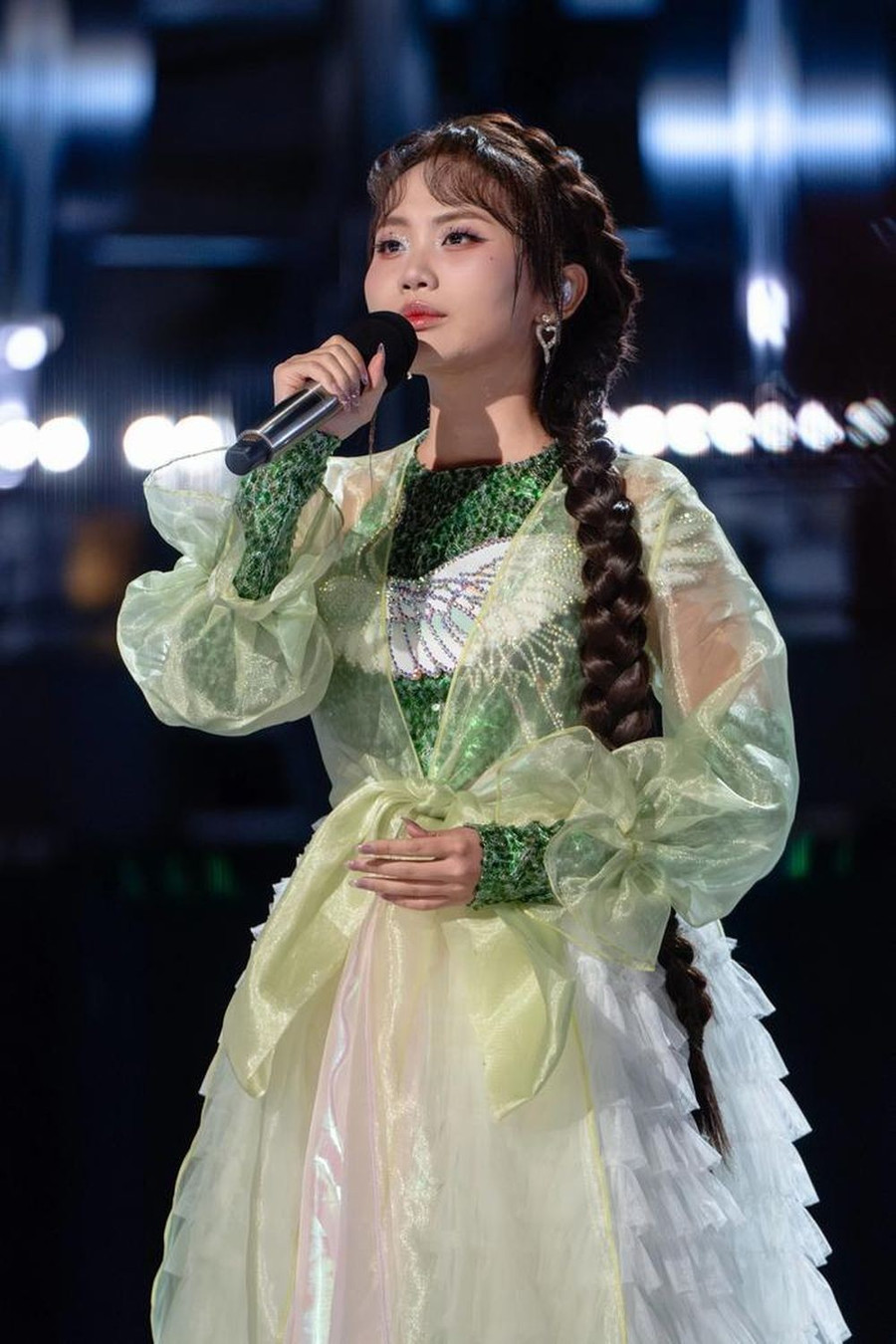 phuong-my-chi.jpg
