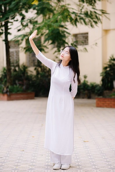 Theo các thầy cô, nữ sinh Đào Minh Phương có ý thức tự giác và kết quả học tập rất tốt. Ảnh: NVCC. chuyen-4.jpg