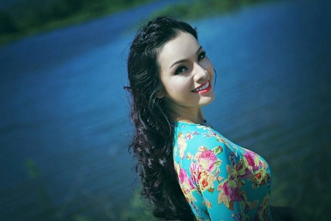 Nữ ca sĩ kể hành trình 20 năm trở thành Tiến sĩ, NSƯT và sự đánh đổi