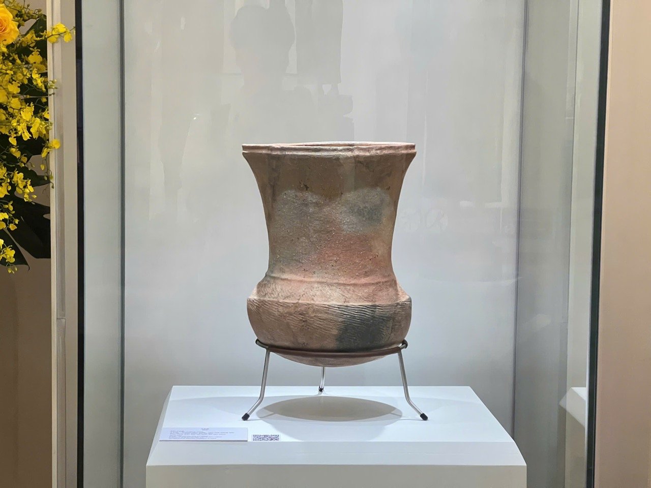 Chõ gốm. Ảnh: Ngọc Dủ