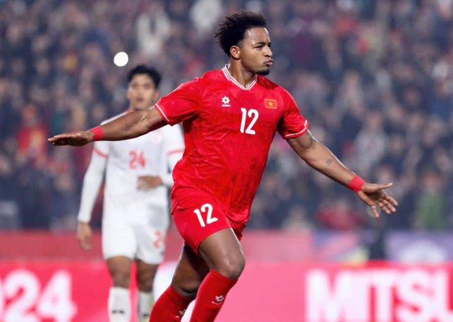 Xuân Son đã nâng tầm đội tuyển Việt Nam ở ASEAN Cup 2024. Ảnh: ITN. bong-da-viet-nam-nhap-tich-hay-khong-2.jpg