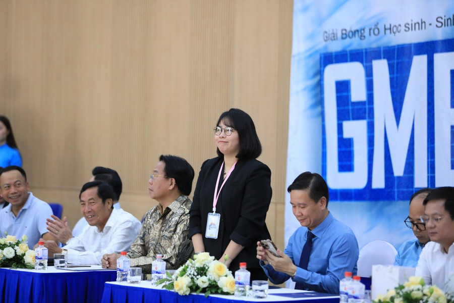 Bà Nguyễn Mai Tâm - Giám đốc Học viện Bóng rổ MVP, trực thuộc Công ty Trách nhiệm hữu hạn MTV M4V. Bà Nguyễn Mai Tâm - Giám đốc Học viện Bóng rổ MVP, trực thuộc Công ty Trách nhiệm hữu hạn MTV M4V.