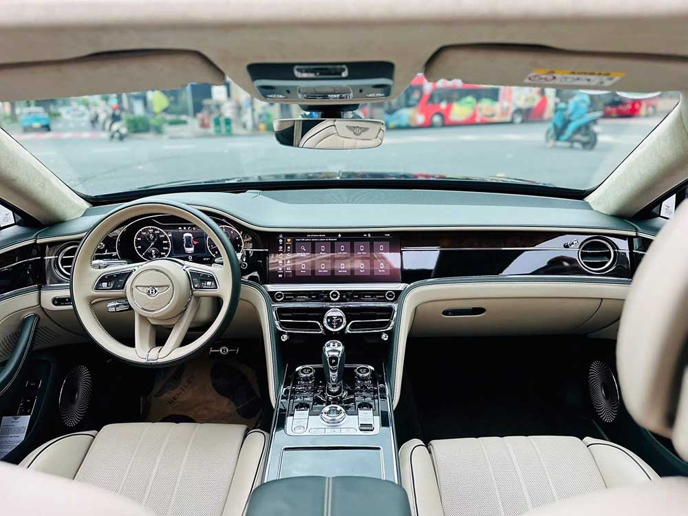 Cận cảnh nội thất của xe. Ảnh: Anh Lượng