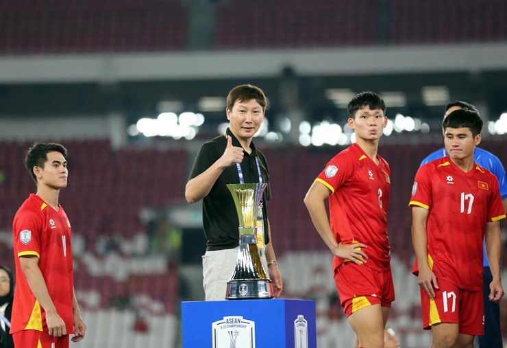 U23 Việt Nam vô địch U23 Đông Nam Á lần thứ 3 liên tiếp.