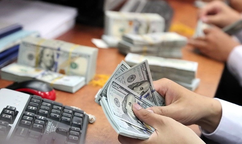 Liệu tỷ giá trong nước có giảm nhiệt theo thế giới? - Ảnh minh họa