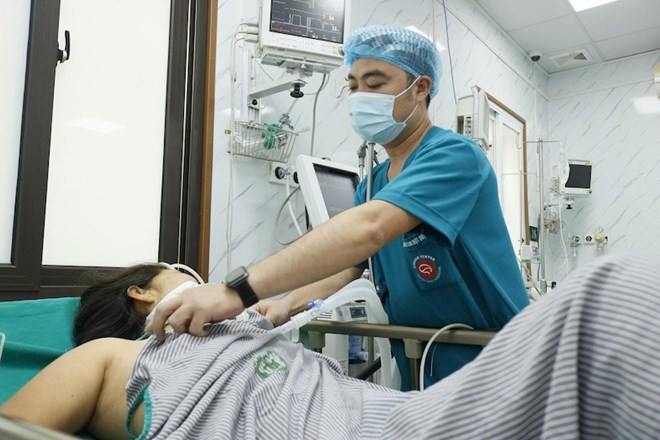 Bệnh viện Bạch Mai khuyến cáo cách phòng tránh đột quỵ khi nắng nóng cực đoan