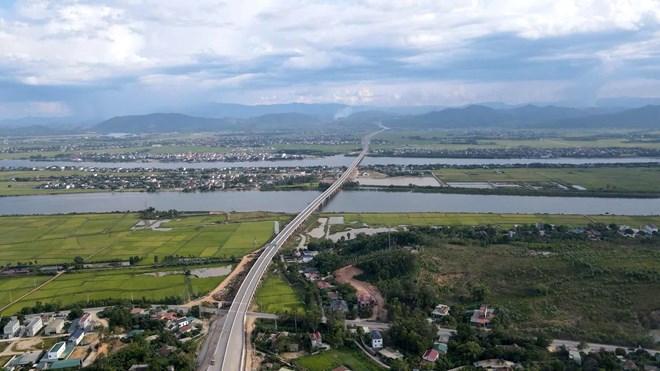 Cao tốc Vũng Áng - Bùng dự kiến thông xe trong tháng 8.2025