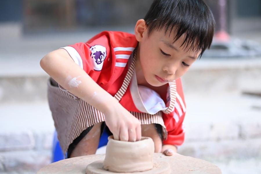 khoi-goi-dam-me-nghe-thuat-tu-gom-1-custom.jpg