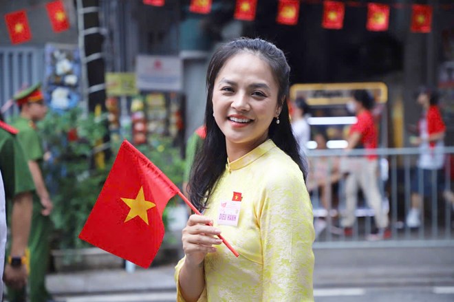 Diễn viên Thu Quỳnh cùng dàn sao Việt tự hào khi tham gia diễu binh, diễu hành A80