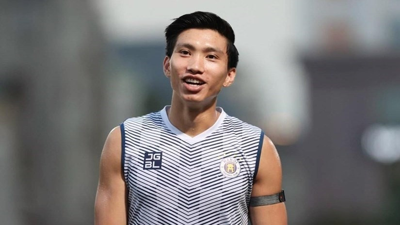 Đoàn Văn Hậu chuẩn bị tái xuất sân cỏ trong màu áo CLB Công an Hà Nội.