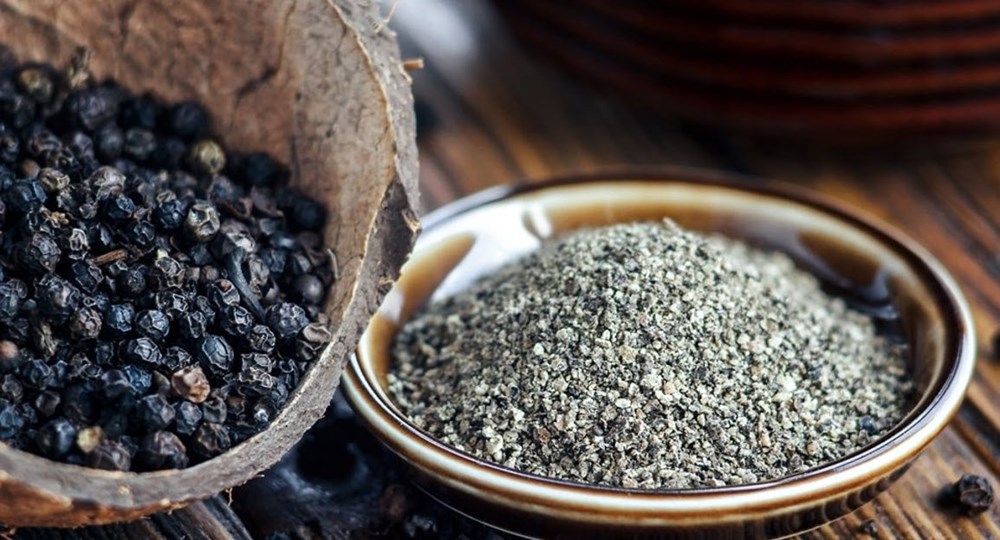 Giá hồ tiêu hôm nay 10.9.2025: Tiếp tục tăng, cán mốc 153.000 đồng/kg - ảnh 1