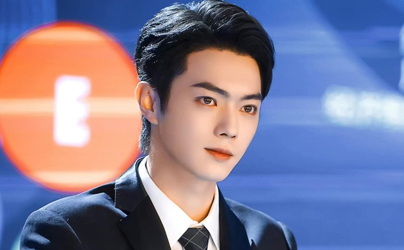 Hứa Khải bị tố ngoại tình, tổ chức đánh bạc. Ảnh: Nhà sản xuất phim