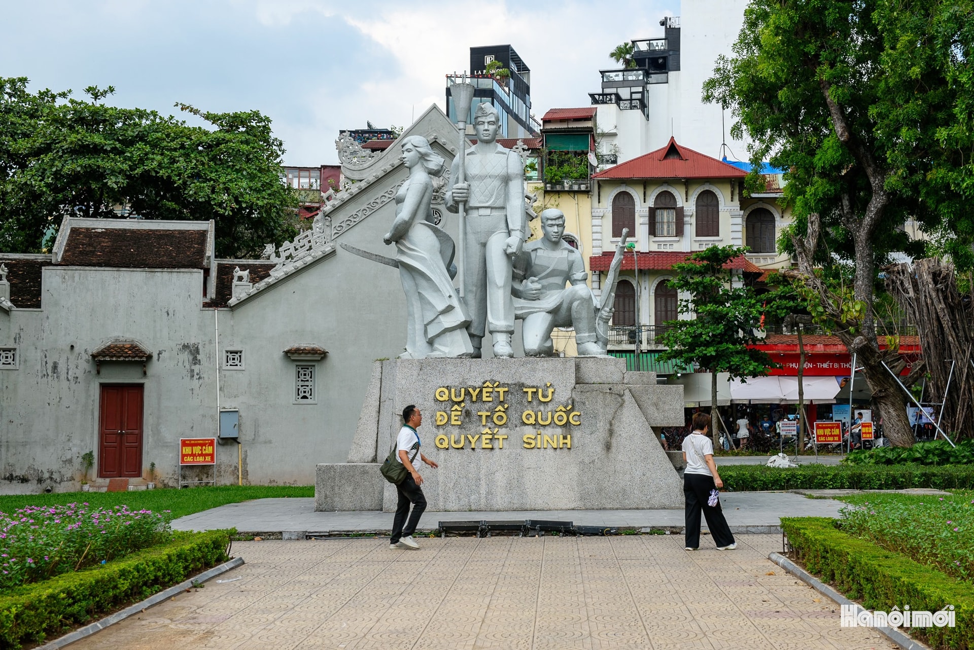 W_hnm-quang-truong-01.jpg