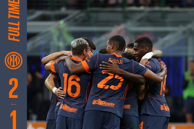 Inter Milan thắng kịch tính Sassuolo trên sân nhà