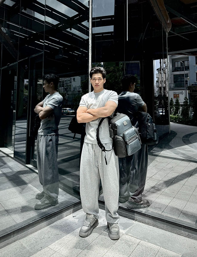 Nam diễn viên có chiều cao 1,8 m. Ảnh: Nhân vật cung cấp