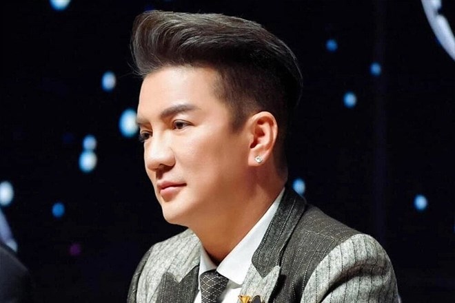 Đàm Vĩnh Hưng bị giả mạo để lừa gạt người hâm mộ