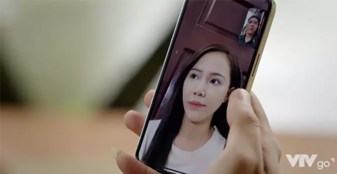 Tô Dũng và Minh Thu đóng vai vợ chồng trong phim “Cuộc chiến không giới tuyến“. Ảnh: VFC