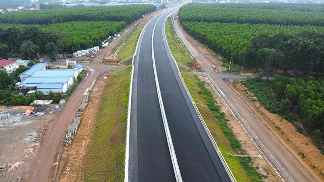Gói thầu số 21 dự án thành phần 1 - Dự án Đường cao tốc Biên Hòa - Vũng Tàu. Ảnh: Hà Anh Chiến